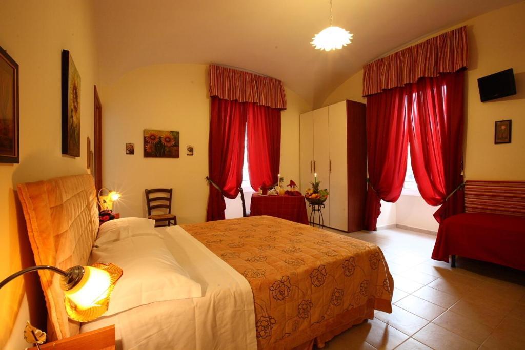 Bed & Breakfast And Cappuccino